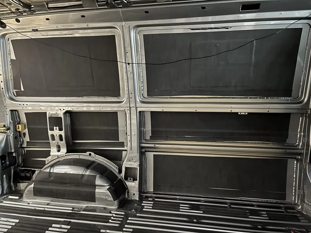 VW T4 isolé avec de l'ArmaComfort 1mm.