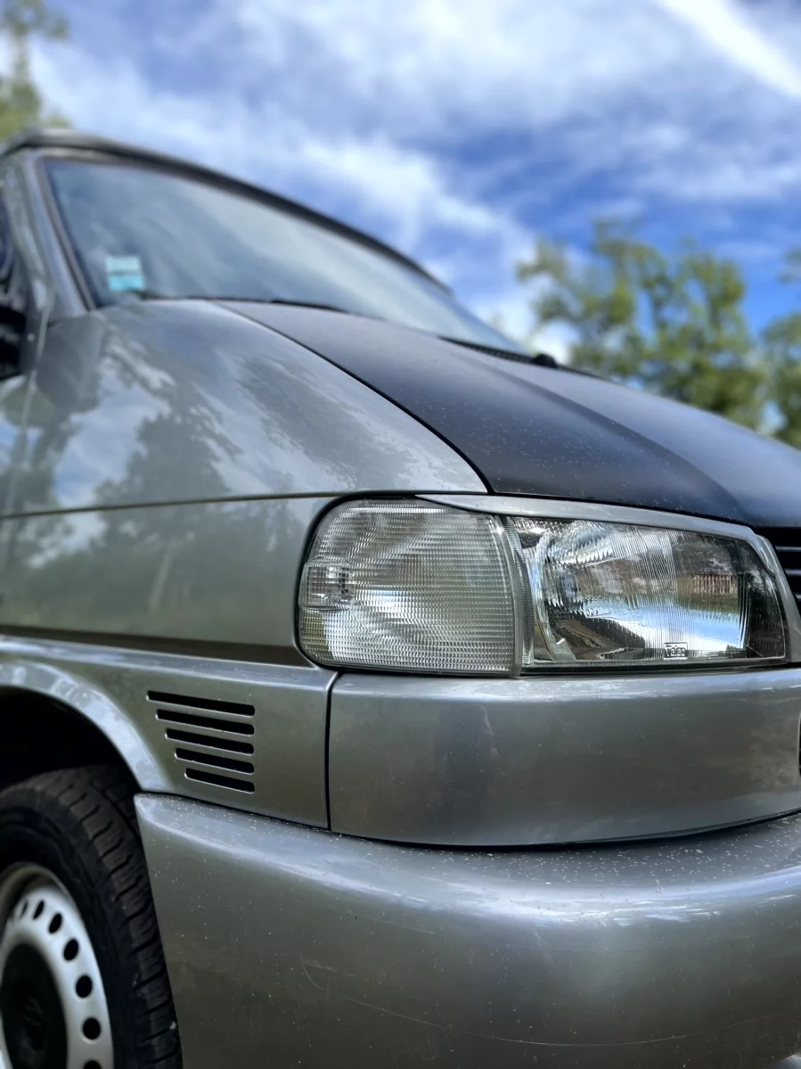 Le Volkswagen Transporter 4 existe en plusieurs versions.